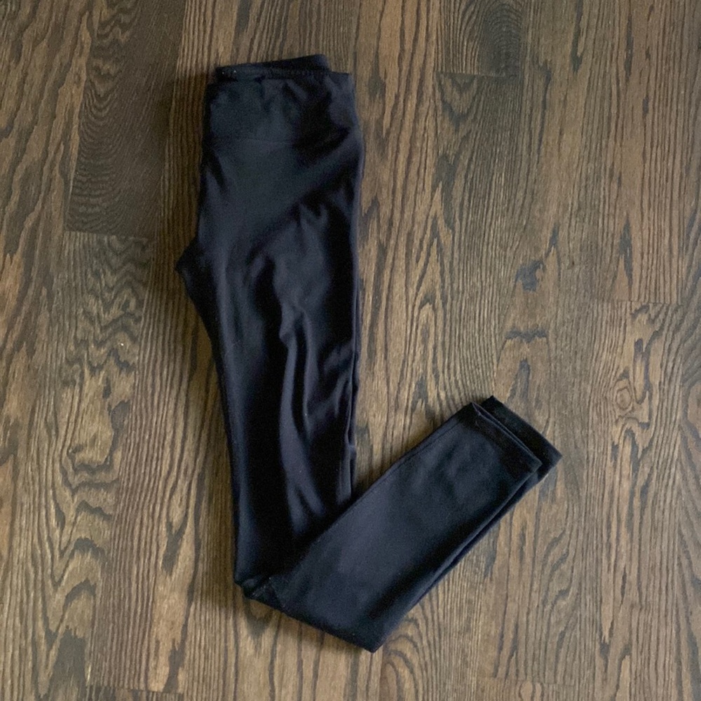 Gaiam Black Legging w/ mesh detail